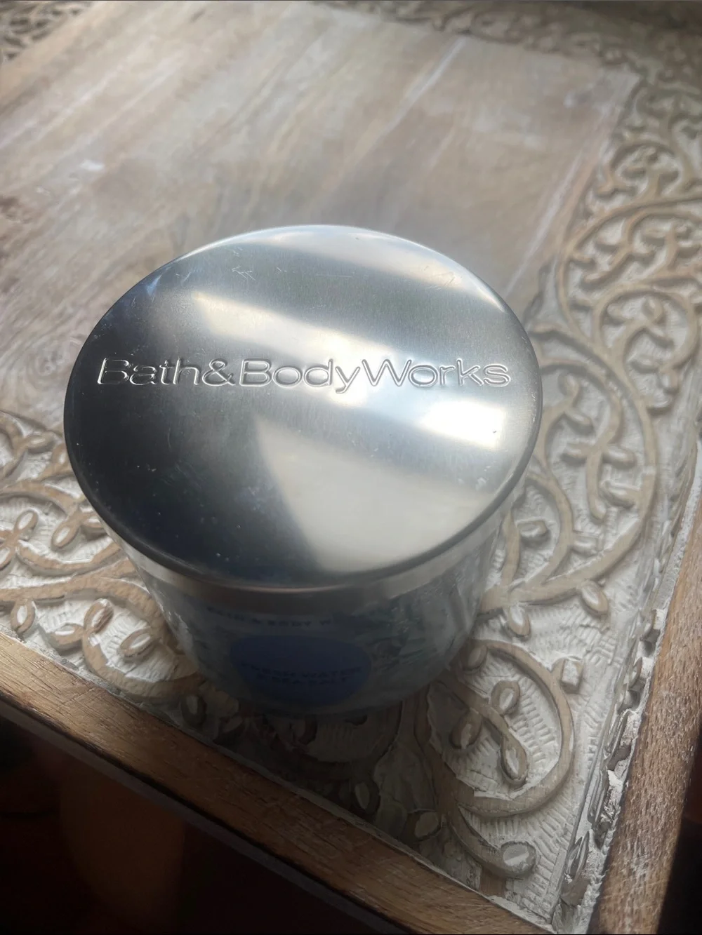 Bath & Body Works Fresh Water & Sea Salt Candle - Light Blue & Silver